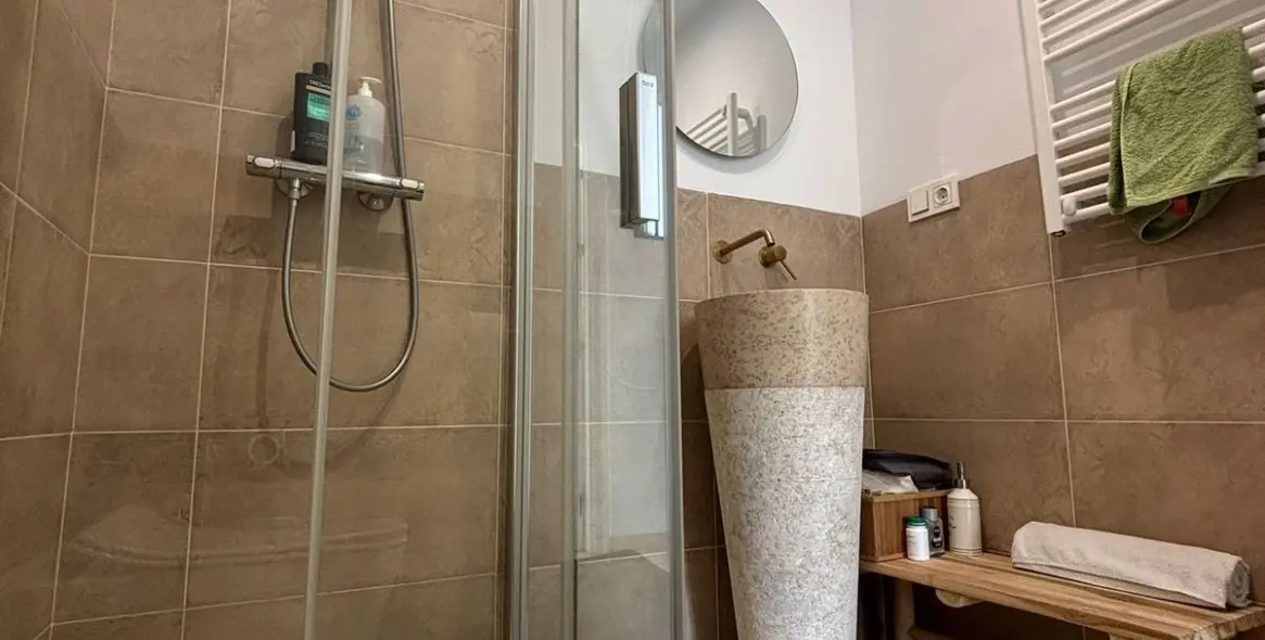 Sale of townhouse in Calahonda 38