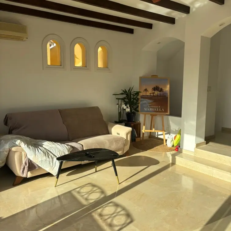 Sale of townhouse in Calahonda