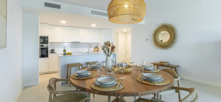 Venta de apartamento en planta baja en Estepona 2
