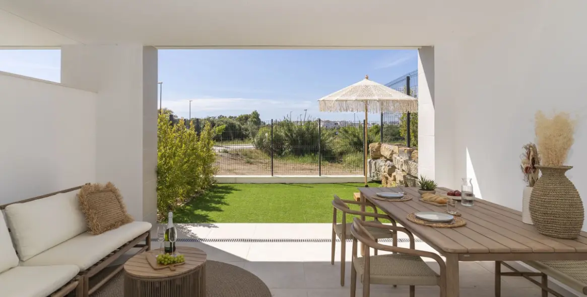 Venta de apartamento en planta baja en Estepona 19