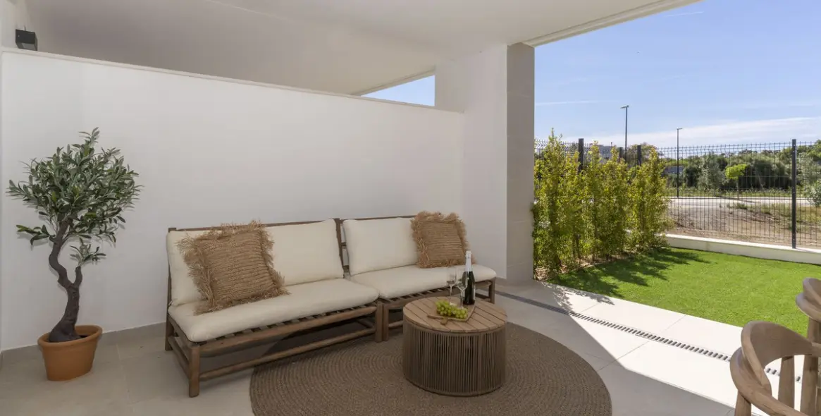 Venta de apartamento en planta baja en Estepona 21