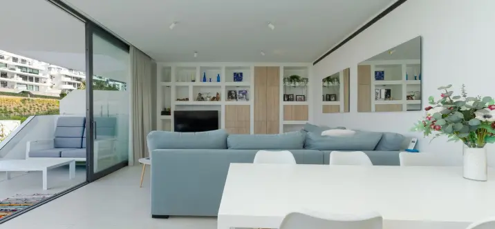 Venta de apartamento en planta media en Higueron 4