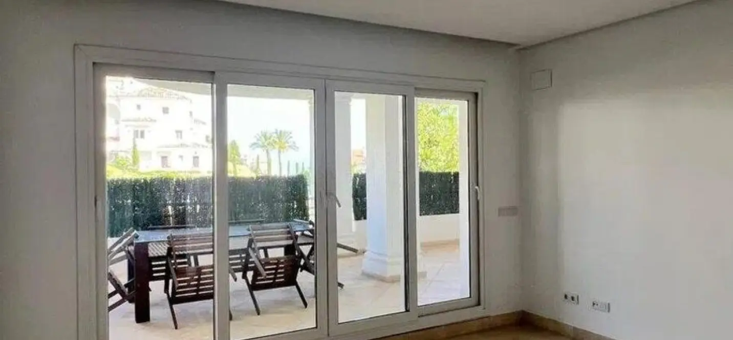 Venta de apartamento en planta baja en Nueva Andalucía 3