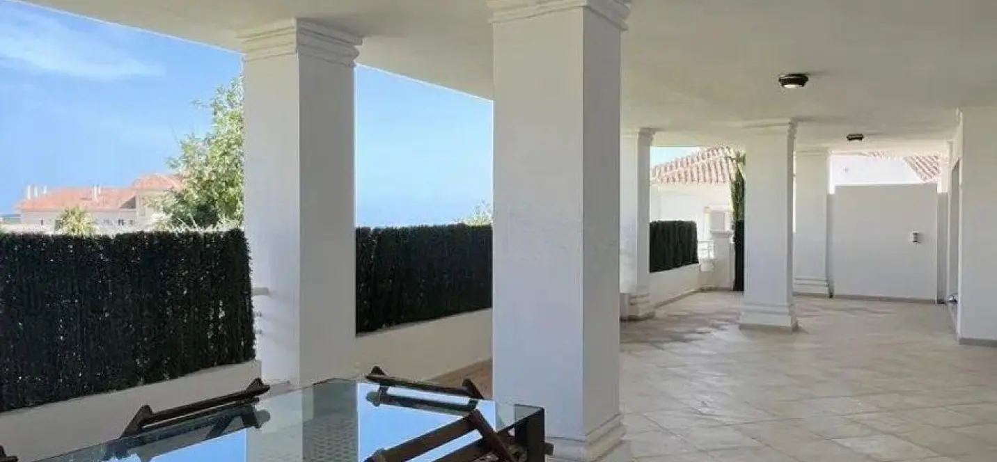 Venta de apartamento en planta baja en Nueva Andalucía 4