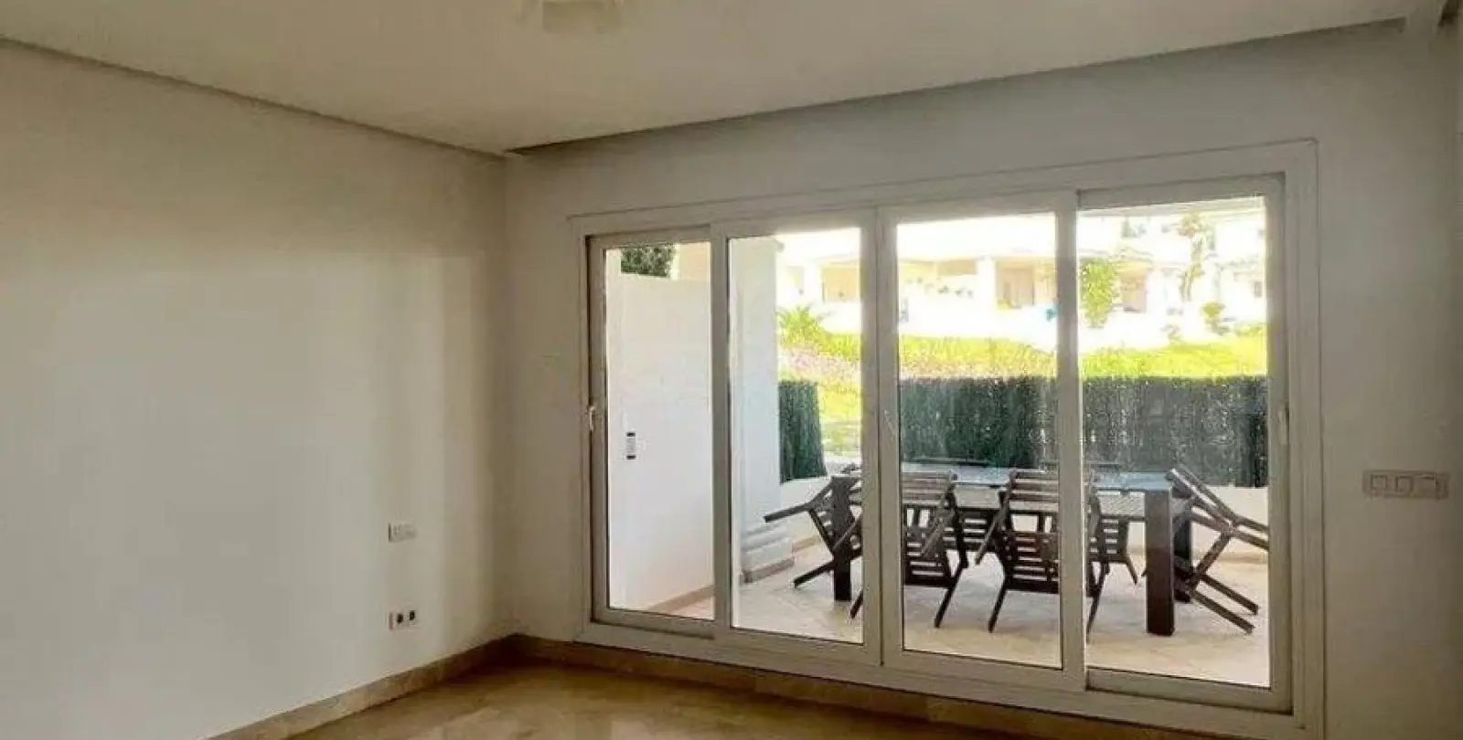 Venta de apartamento en planta baja en Nueva Andalucía 17