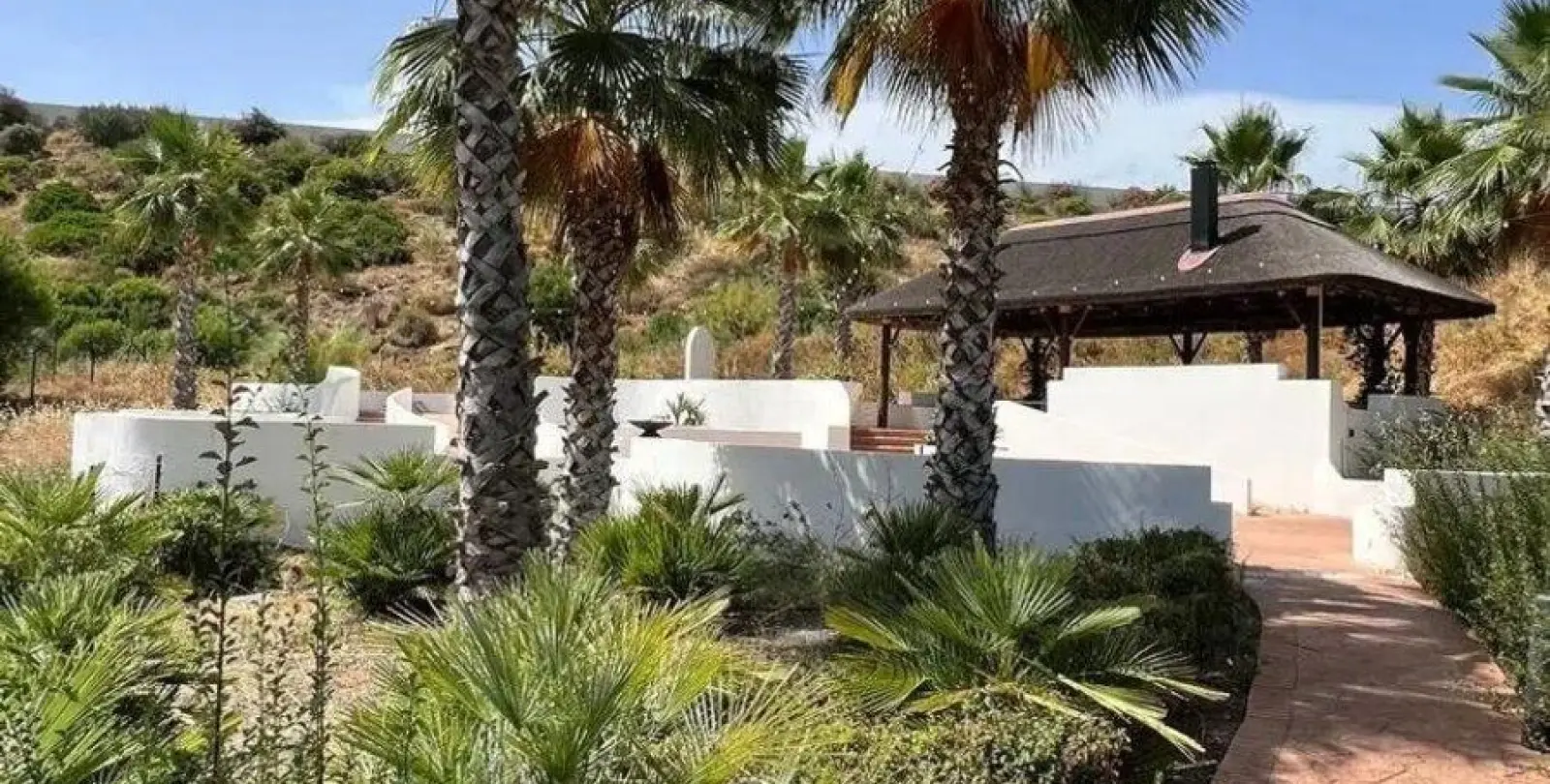 Venta de apartamento en planta baja en Nueva Andalucía 26
