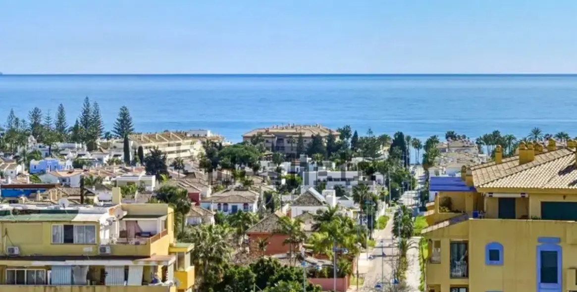Sale of penthouse in San Pedro de Alcántara 1