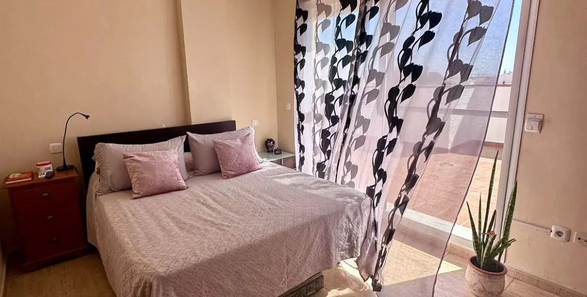 Sale of penthouse in San Pedro de Alcántara 11