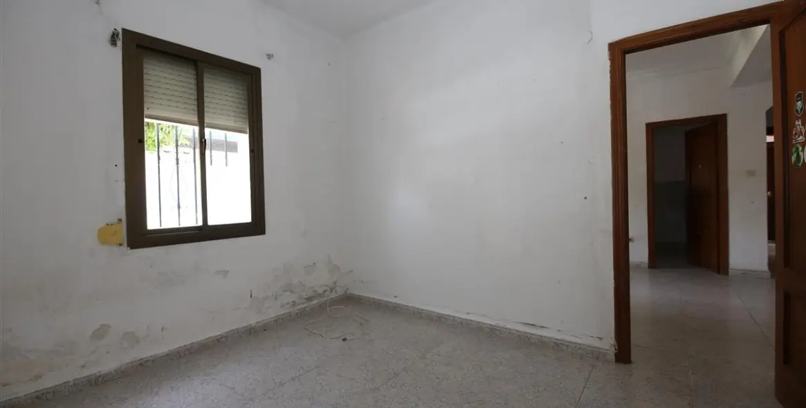 Sale of townhouse in Estepona 4