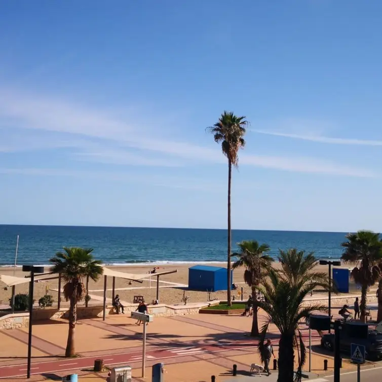 Venta de apartamento en planta media en Fuengirola