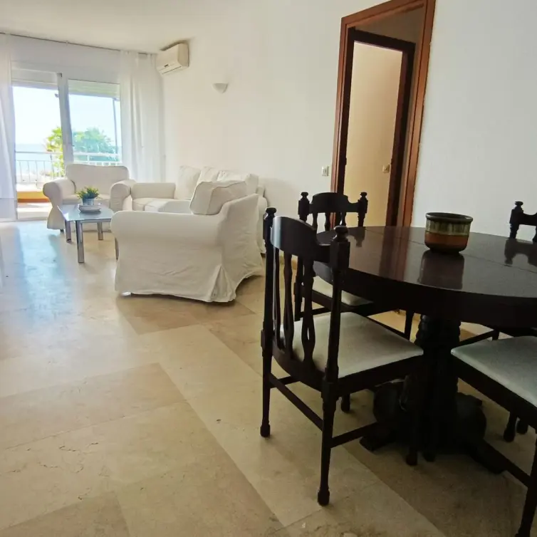 Venta de apartamento en planta media en Fuengirola
