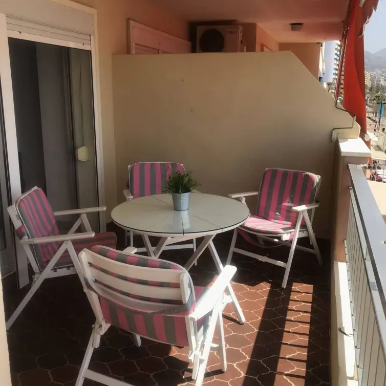 Venta de apartamento en planta media en Fuengirola