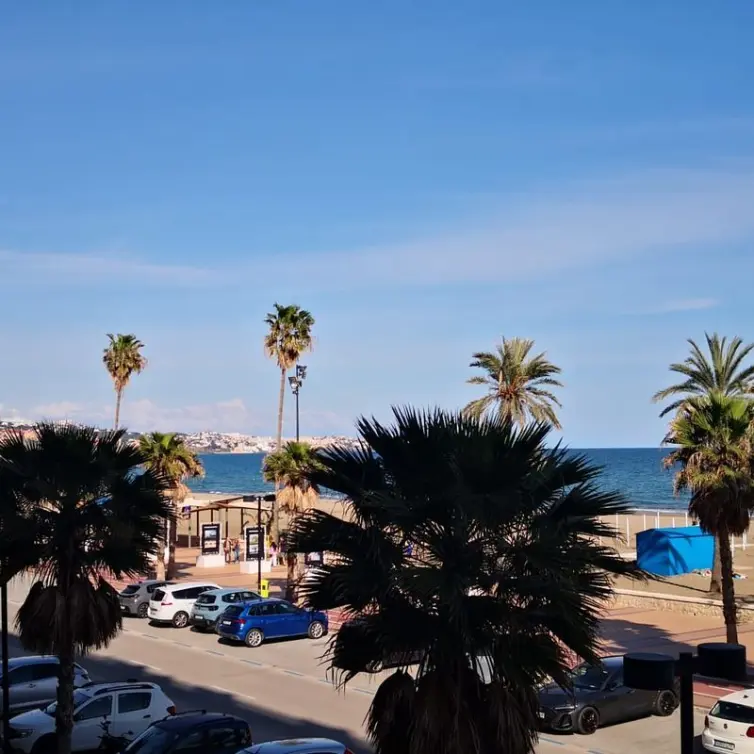 Venta de apartamento en planta media en Fuengirola