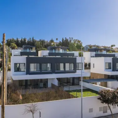 Venta de villa independiente en Estepona