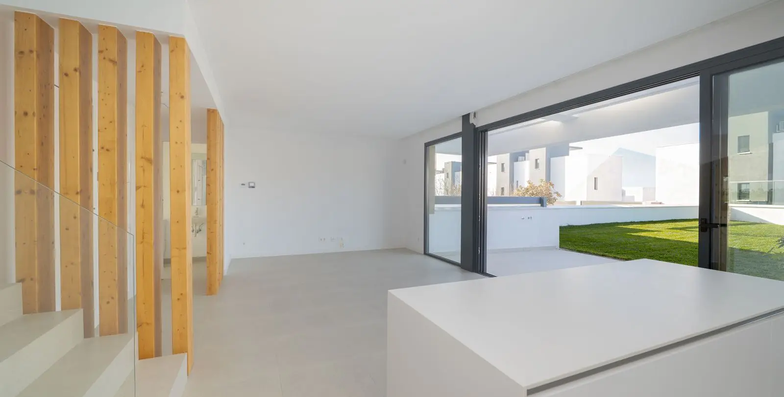 Sale of detached villa in Estepona 3