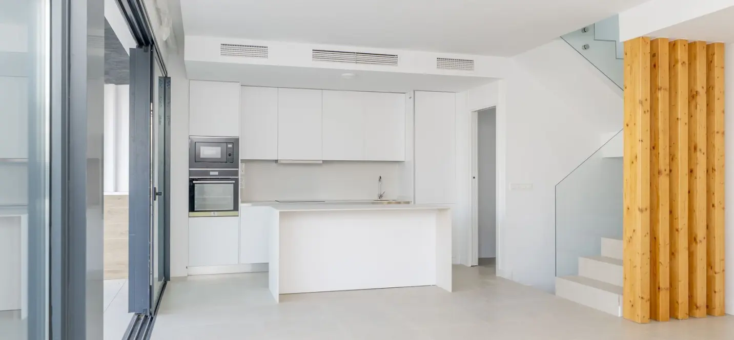 Продажа  отдельно стоящей виллы в Estepona 3