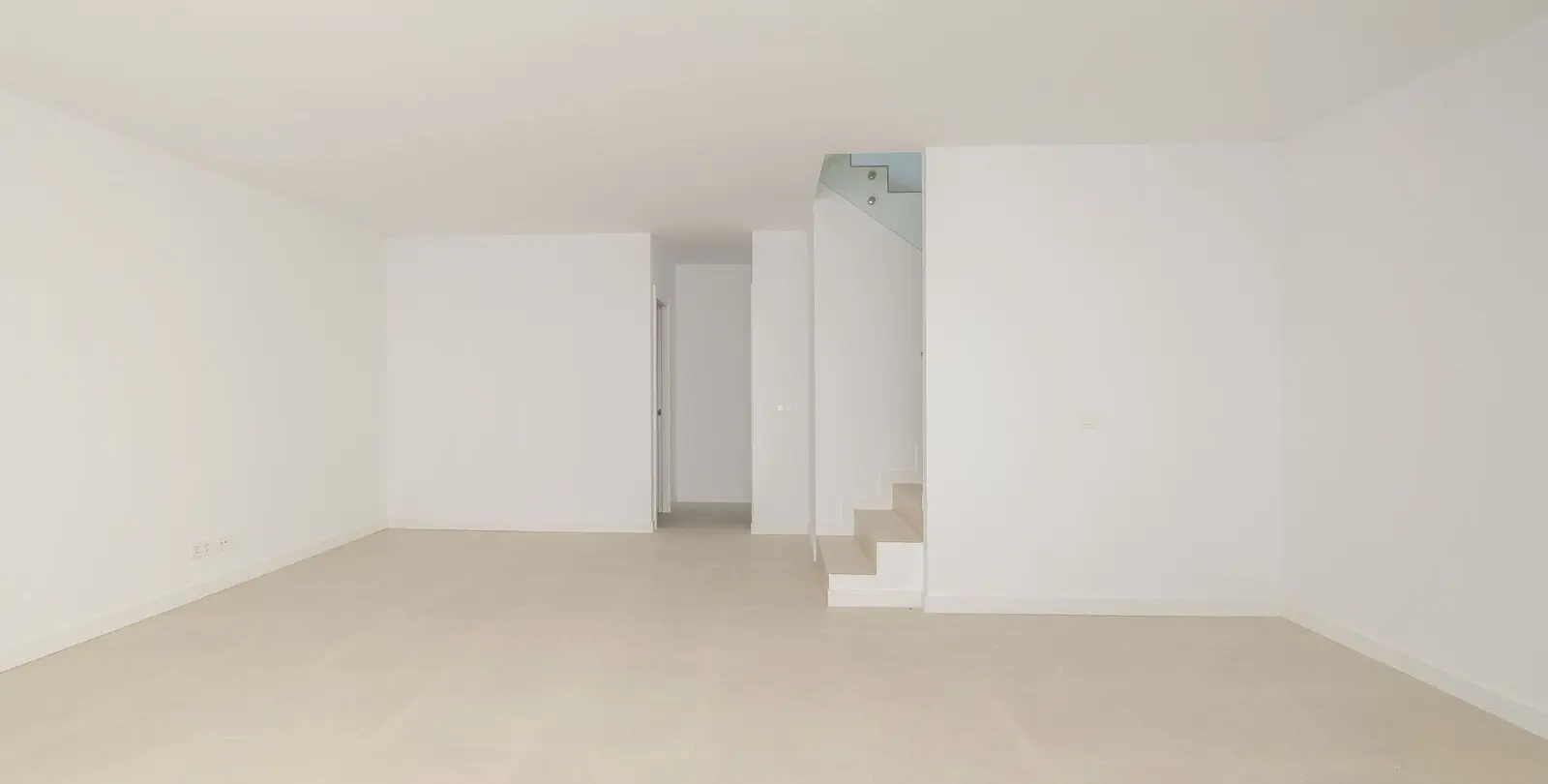 Sale of detached villa in Estepona 9