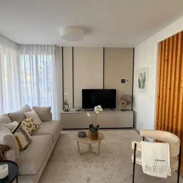 Sale of detached villa in Estepona
