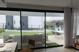 Image 4 thumb