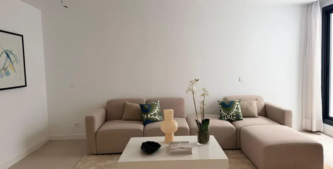 Sale of detached villa in Estepona 5