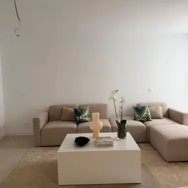 Sale of detached villa in Estepona