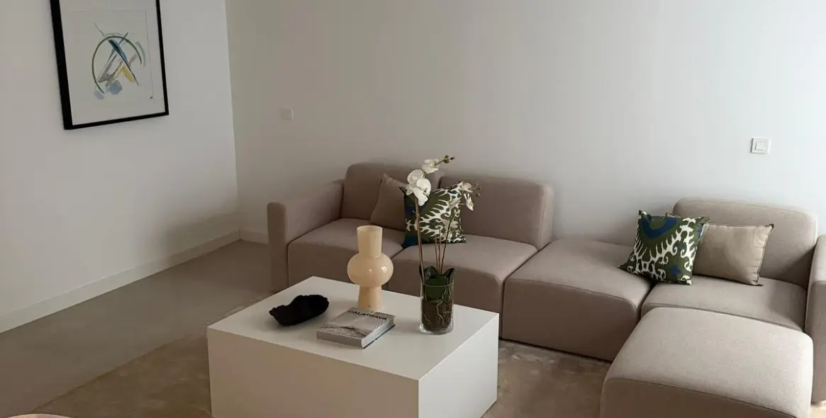 Sale of detached villa in Estepona 13