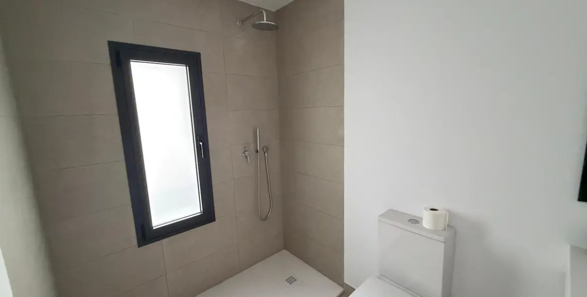 Sale of detached villa in Estepona 23