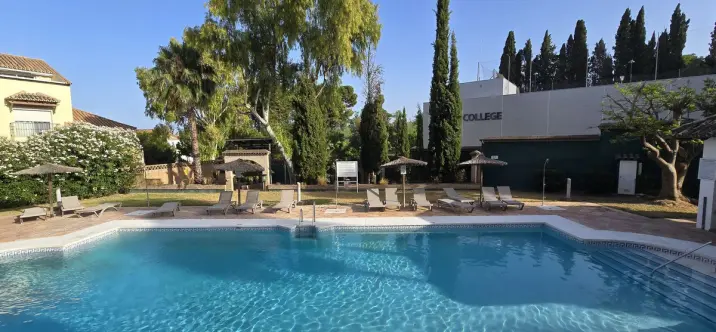Sale of townhouse in Nueva Andalucía 0
