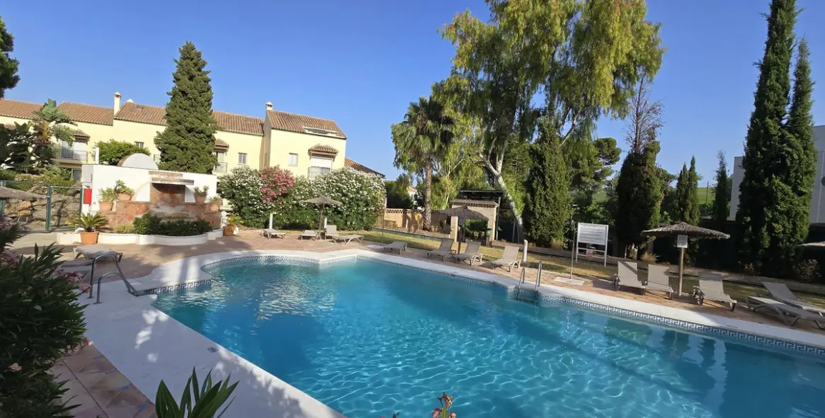 Sale of townhouse in Nueva Andalucía 2