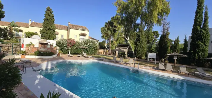 Sale of townhouse in Nueva Andalucía 1