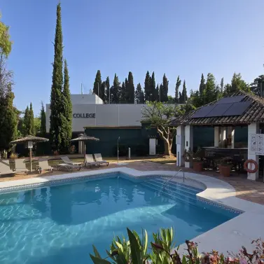 Sale of townhouse in Nueva Andalucía