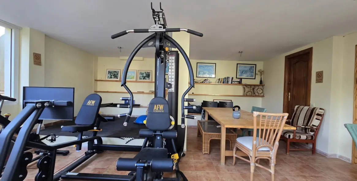 Sale of townhouse in Nueva Andalucía 20