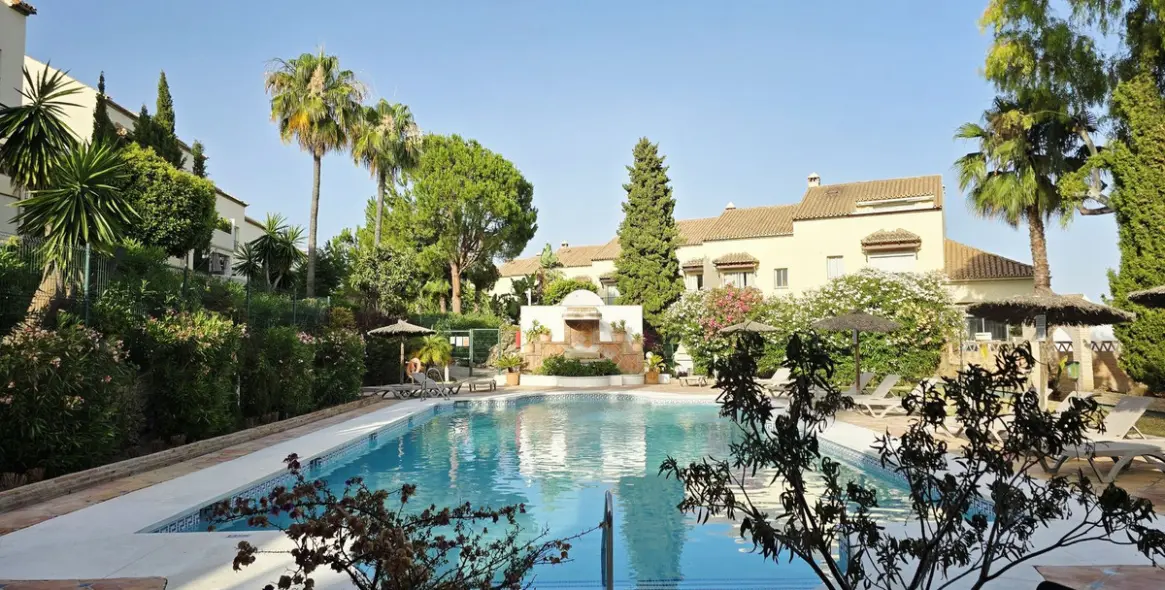 Sale of townhouse in Nueva Andalucía 22