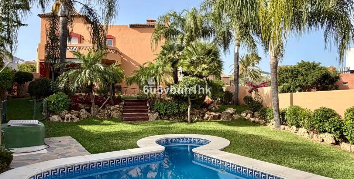 Продажа таунхауса в Bello Horizonte 15