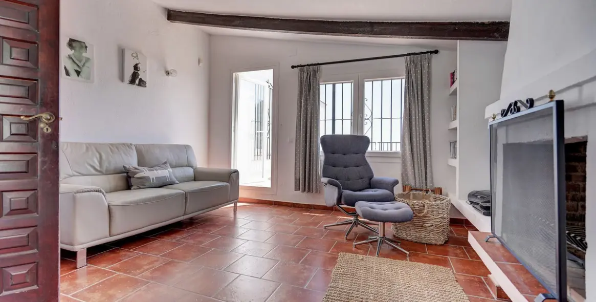 Продажа  отдельно стоящей виллы в Mijas 34