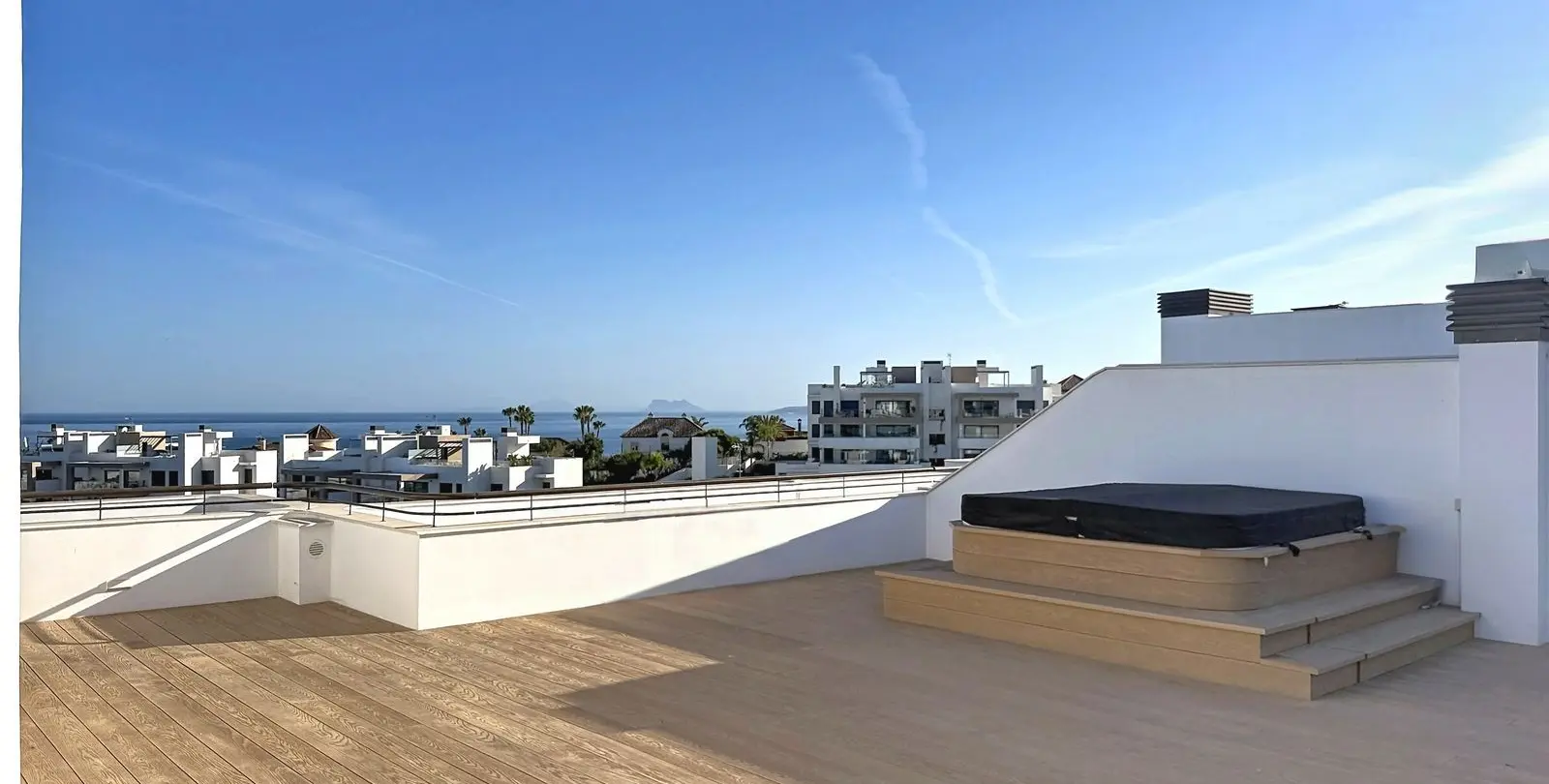 Venta de ático en Estepona 22