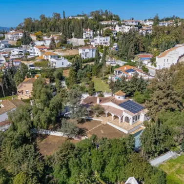 Продажа  отдельно стоящей виллы в Campo Mijas