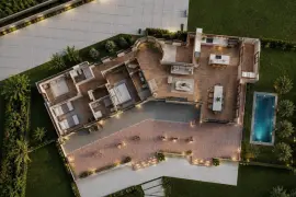 Image 6 thumb