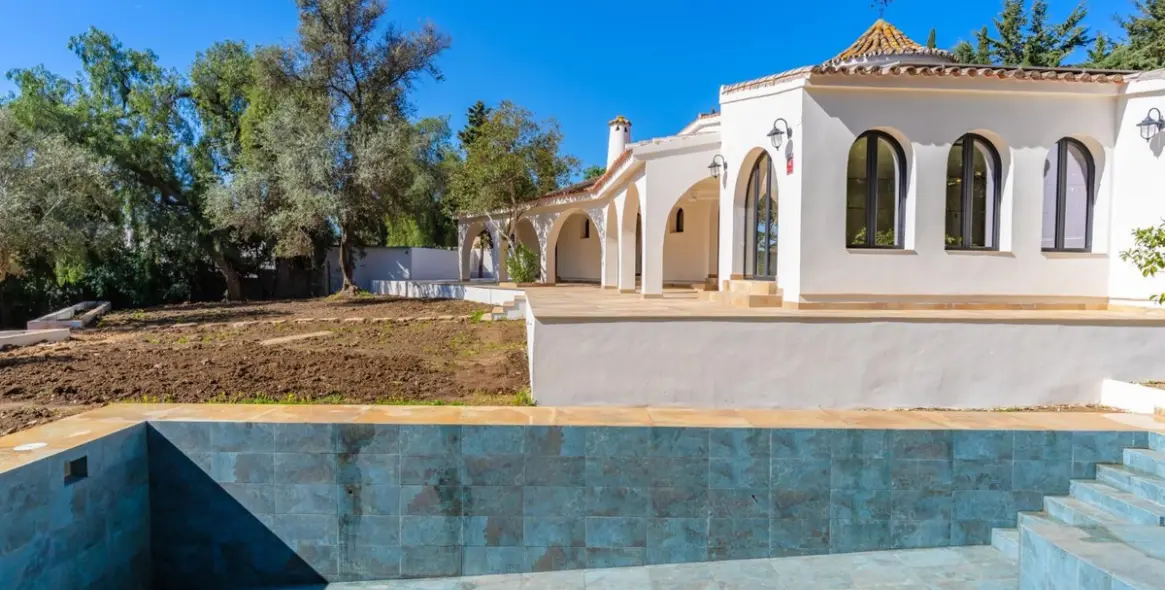 Продажа  отдельно стоящей виллы в Campo Mijas 11