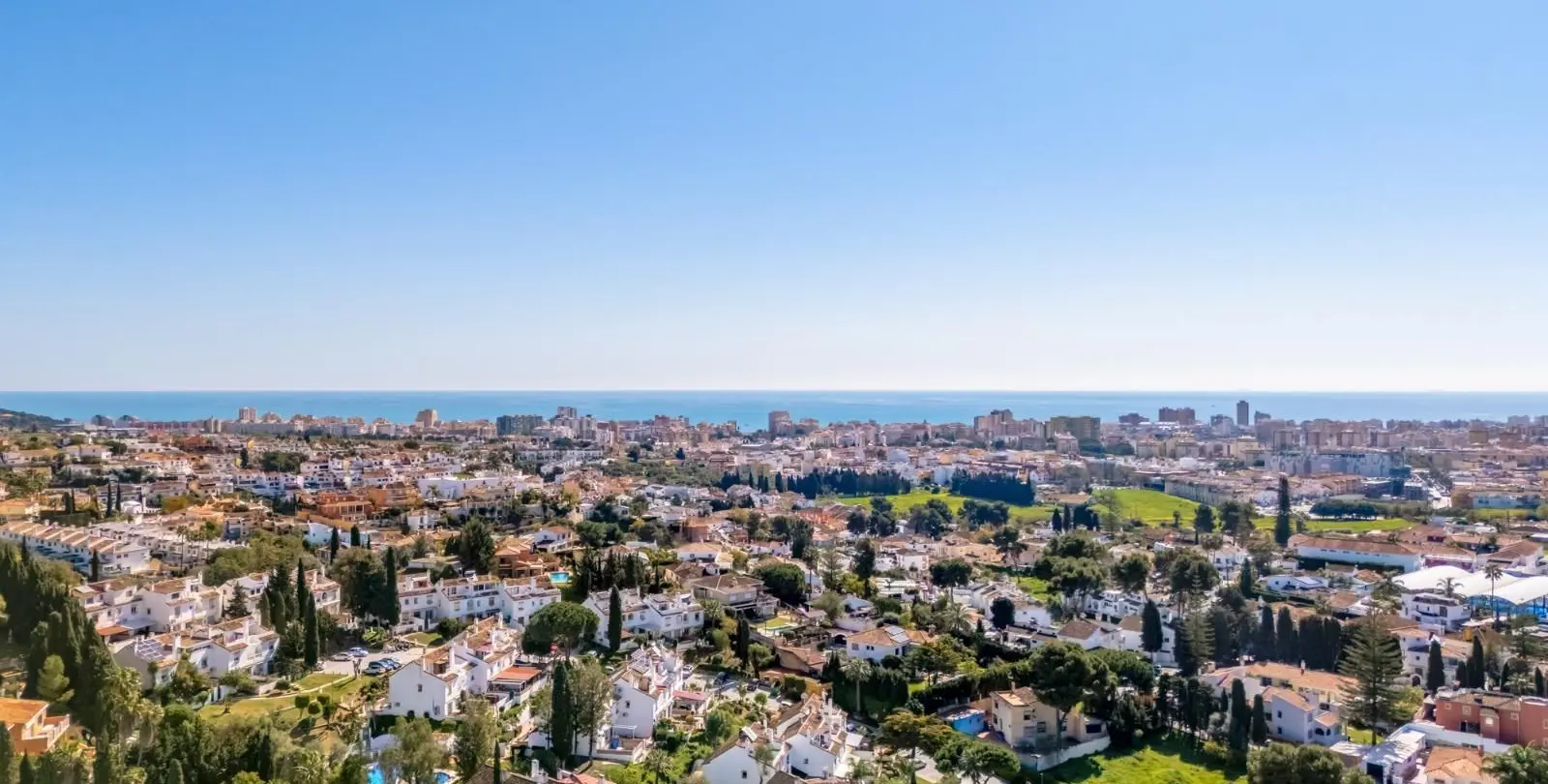 Продажа  отдельно стоящей виллы в Campo Mijas 1