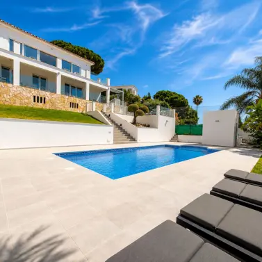 Продажа  отдельно стоящей виллы в La Cala de Mijas