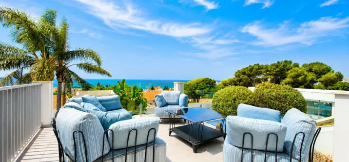 Продажа  отдельно стоящей виллы в La Cala de Mijas 2