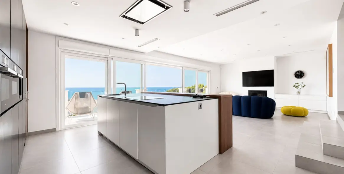 Продажа  отдельно стоящей виллы в La Cala de Mijas 9