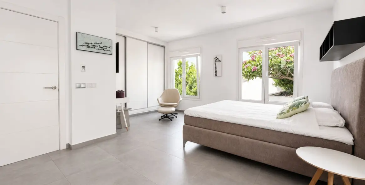 Продажа  отдельно стоящей виллы в La Cala de Mijas 11