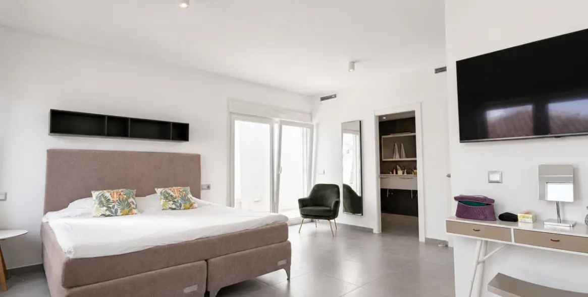 Продажа  отдельно стоящей виллы в La Cala de Mijas 12