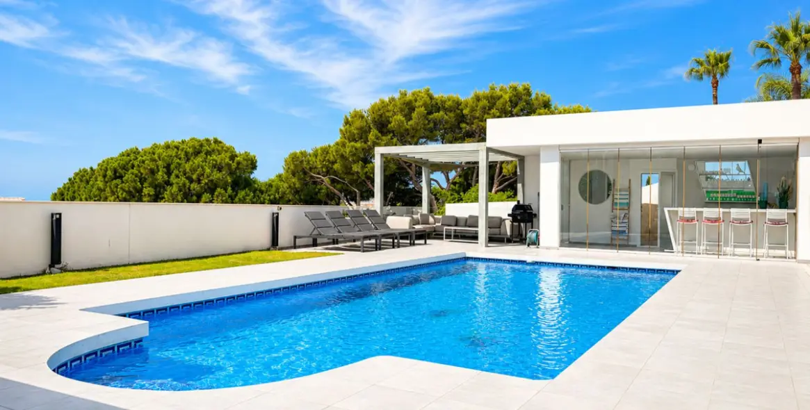 Продажа  отдельно стоящей виллы в La Cala de Mijas 26