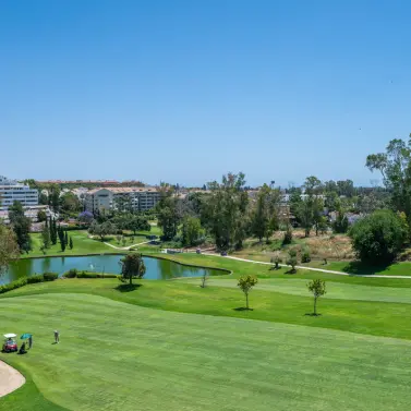 Long-term rent of penthouse duplex in Guadalmina Alta