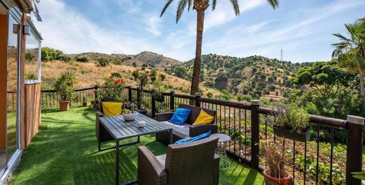Venta de apartamento en planta baja en Reserva de Marbella 5