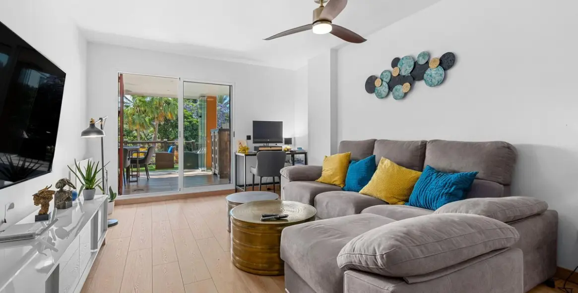 Venta de apartamento en planta baja en Reserva de Marbella 12