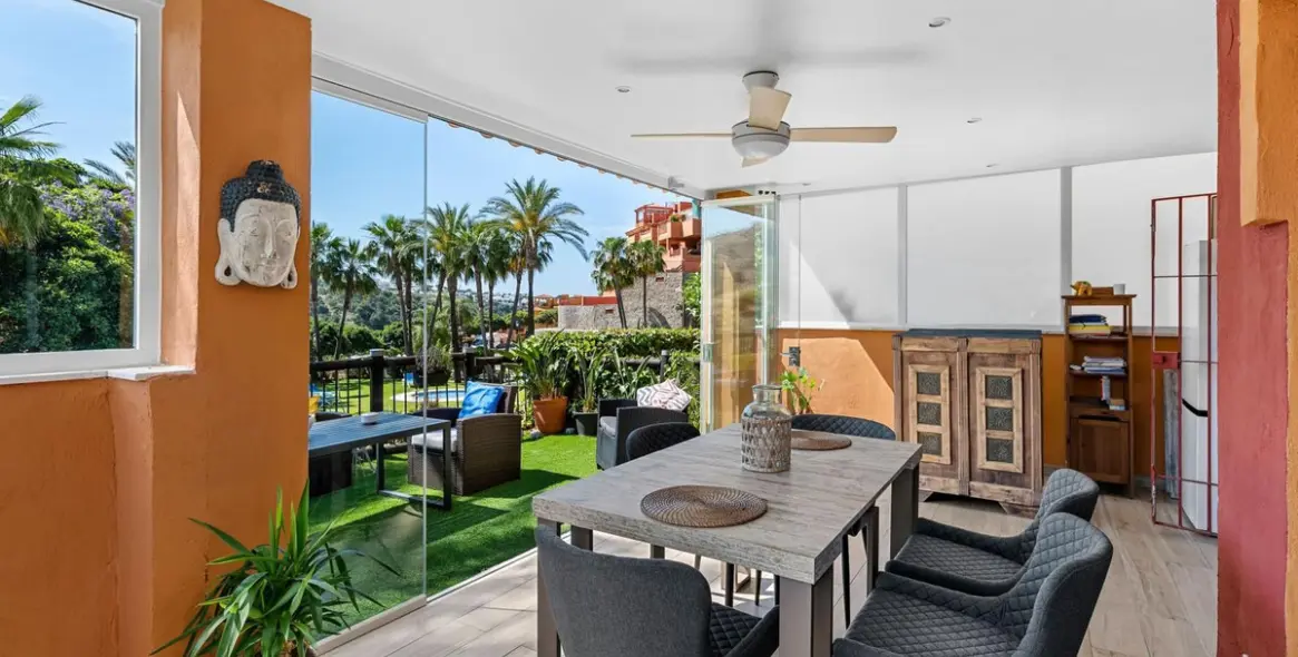 Venta de apartamento en planta baja en Reserva de Marbella 23